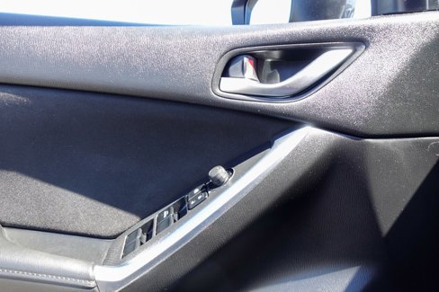 Used 2016 MAZDA CX-5 Touring w/ Bose/Moonroof Package image 11