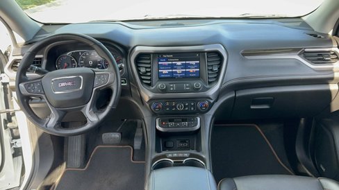 Used 2022 GMC Acadia AT4 w/ Technology Package image 11