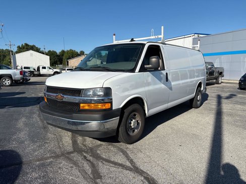 Used 2021 Chevrolet Express 2500 Extended w/ Driver Convenience Package image 1