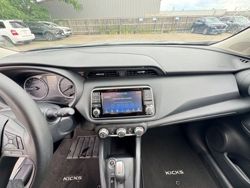 Used 2024 Nissan Kicks S image 18