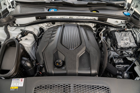 Used 2022 Porsche Macan image 43