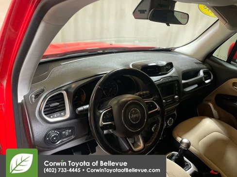 Used 2015 Jeep Renegade Latitude w/ Cold Weather Group II image 11