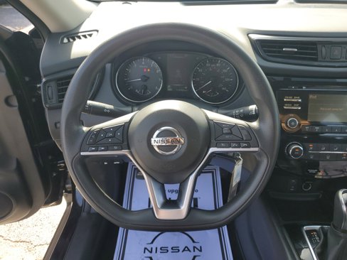 Used 2017 Nissan Rogue S image 14