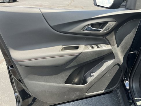 Used 2023 Chevrolet Equinox RS w/ LPO, Floor Liner Package image 22