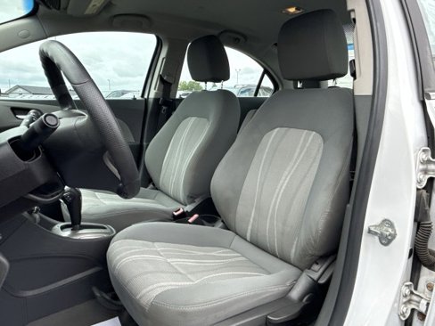 Used 2013 Chevrolet Sonic LT image 13