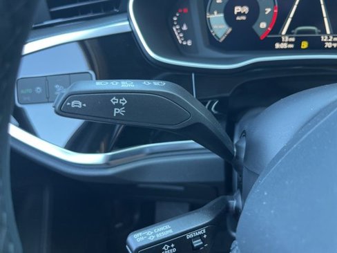 New 2025 Audi Q3 2.0T Premium image 27