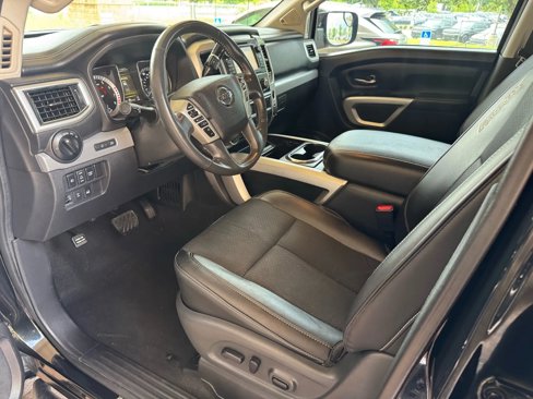 Used 2017 Nissan Titan PRO-4X image 13