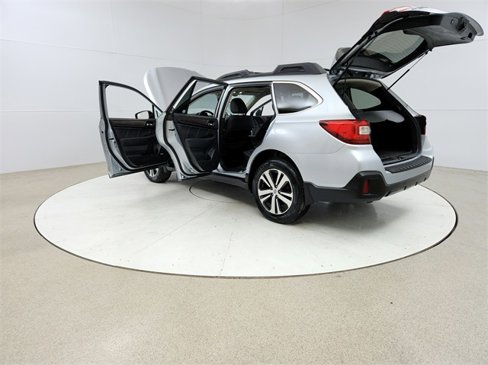 Used 2019 Subaru Outback 2.5i Limited w/ Popular Package #2 image 11