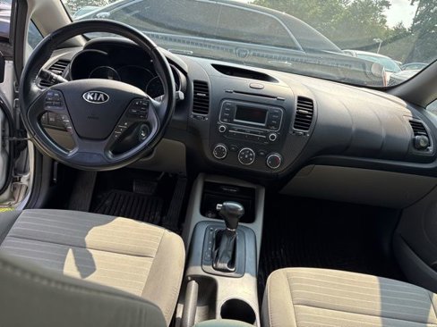 Used 2015 Kia Forte EX image 24