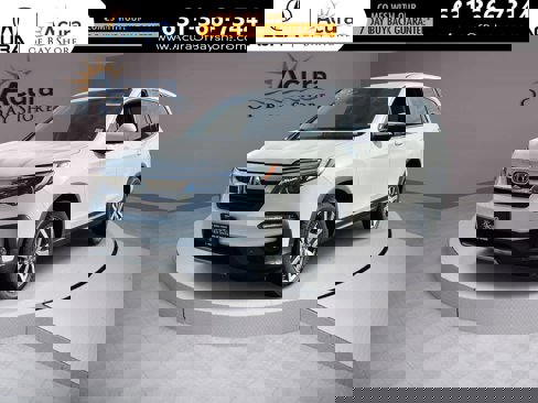 Used 2021 Honda Pilot EX image 1