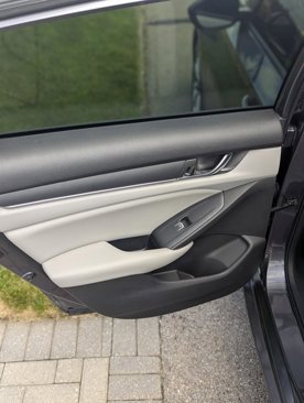 Used 2019 Honda Accord LX image 12