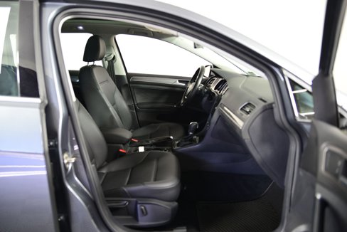 Used 2018 Volkswagen Golf Alltrack SE image 19