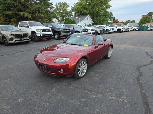 Used 2006 MAZDA MX-5 Miata Sport w/ Suspension Pkg image 2
