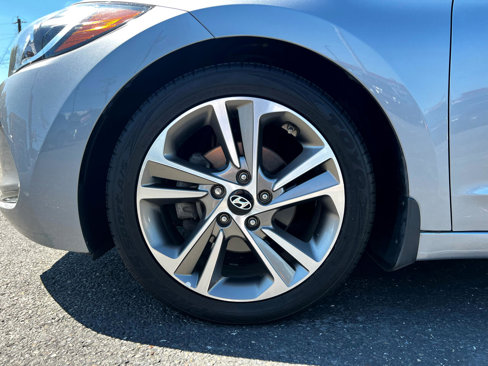Used 2017 Hyundai Elantra Limited w/ Limited Ultimate Package 09 image 29