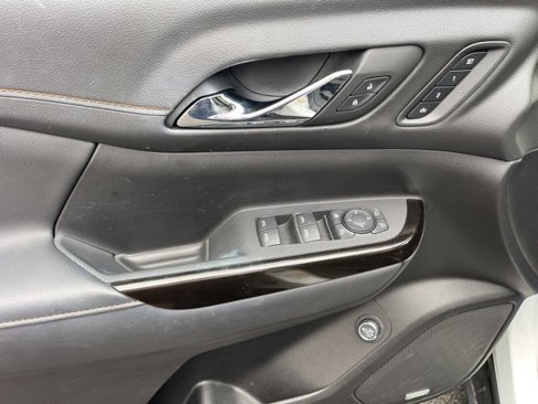 Used 2023 GMC Acadia AT4 w/ Technology Package image 23
