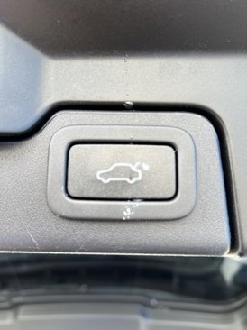 Used 2017 Land Rover Range Rover Evoque SE Premium image 39