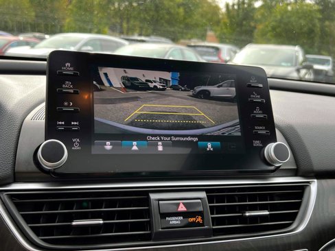 Certified 2018 Honda Accord Touring image 29