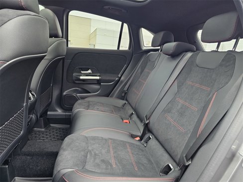 New 2025 Mercedes-Benz GLA 250 image 17