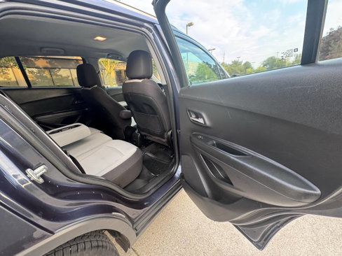 Used 2019 Chevrolet Trax LT image 19