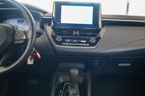 Used 2023 Toyota Corolla LE image 14