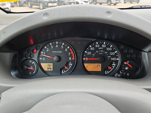 Used 2016 Nissan Frontier SV image 18