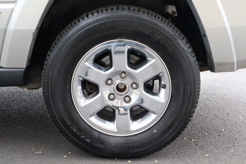 Used 2006 Jeep Commander Limited w/ Trailer Tow Group IV image 42