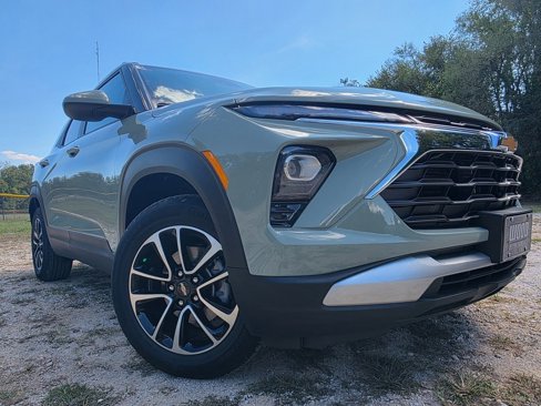 New 2026 Chevrolet TrailBlazer LT w/ LT Cold Weather Package image 2
