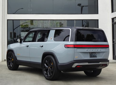Used 2024 Rivian R1S Adventure image 5