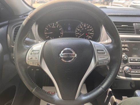 Used 2017 Nissan Altima 2.5 SV image 10