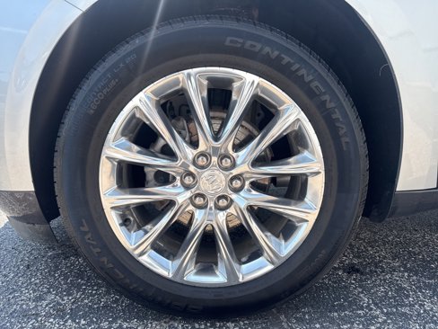 Used 2021 Buick Enclave Essence w/ Sound and Sites Package image 12