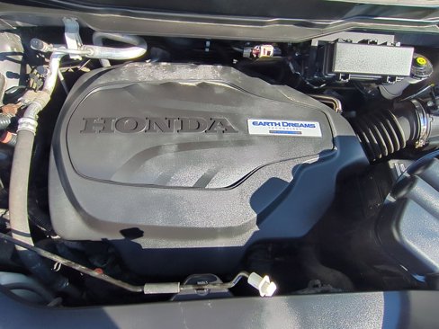Used 2019 Honda Pilot Touring image 36