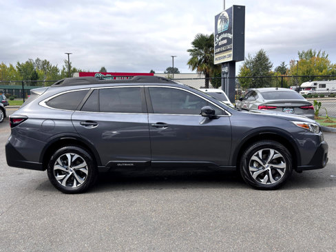 Used 2022 Subaru Outback Limited image 15