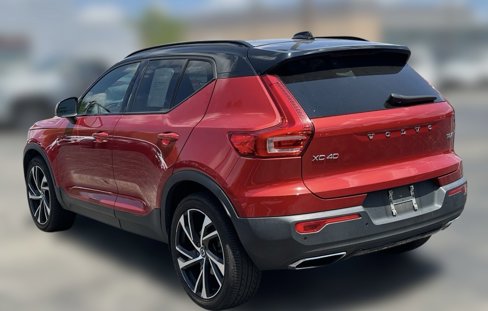 Used 2020 Volvo XC40 T5 R-Design w/ Protection Package image 23