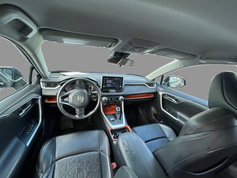 Used 2020 Toyota RAV4 Adventure image 18