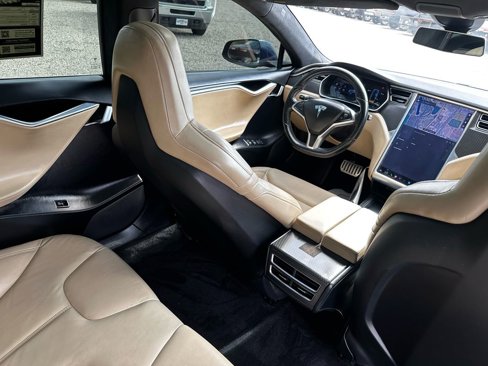 Used 2016 Tesla Model S P90D image 24