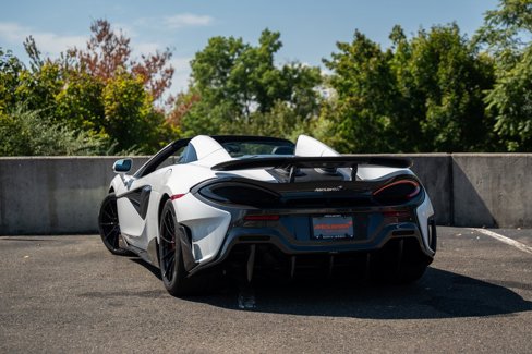 Used 2020 McLaren 600LT Spider image 25