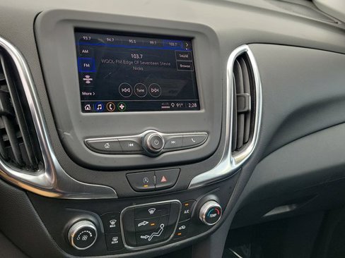 Used 2022 Chevrolet Equinox LT image 28