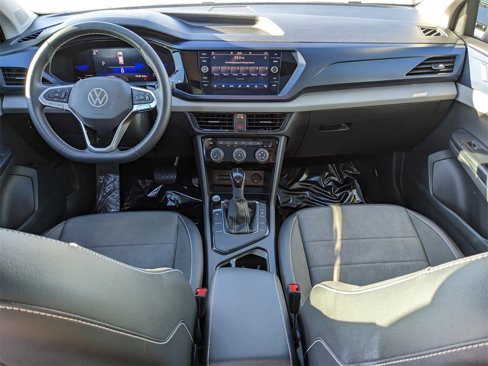 Certified 2023 Volkswagen Taos SE w/ Panoramic Sunroof Package image 15