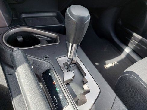 Used 2016 Toyota RAV4 XLE image 34