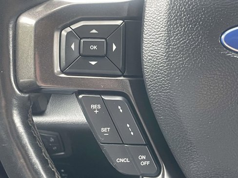 Used 2021 Ford Expedition Limited image 30