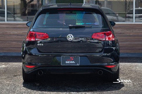 Used 2015 Volkswagen GTI SE image 3