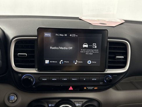 New 2025 Hyundai Venue SEL image 21