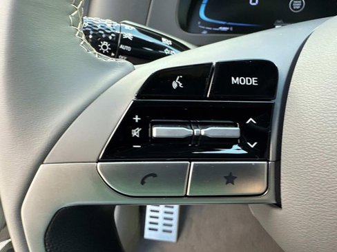 New 2025 Hyundai Elantra Sport image 29