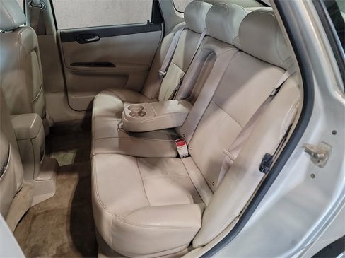 Used 2008 Chevrolet Impala LT w/ Luxury Edition Package image 18