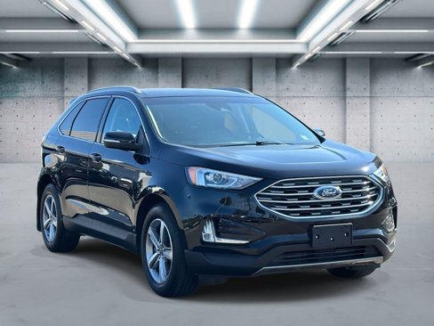 Used 2019 Ford Edge SEL w/ Equipment Group 201A image 2