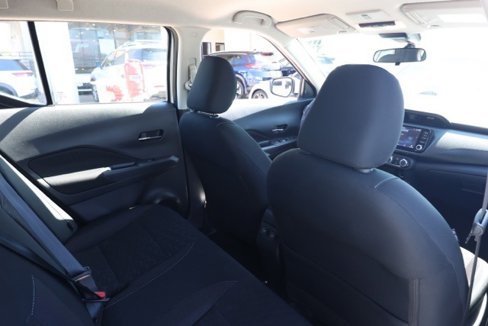 Used 2024 Nissan Kicks SV image 17