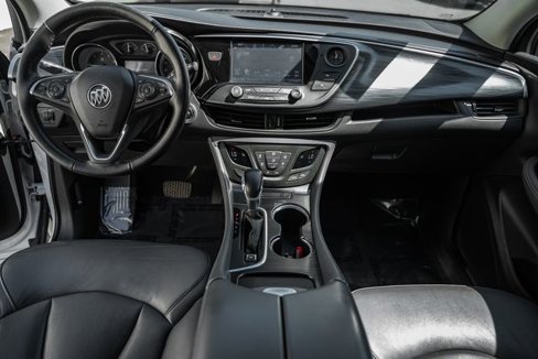 Used 2019 Buick Envision Essence image 2