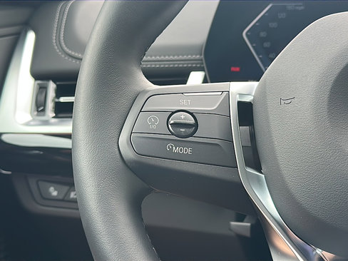 New 2025 BMW X1 xDrive28i w/ Technology Package image 19