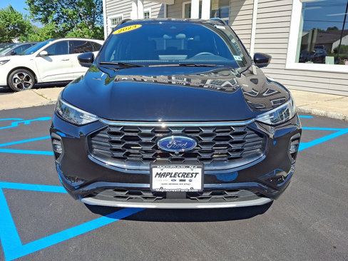 Certified 2023 Ford Escape ST-Line Select w/ Tech Pack #2 image 2