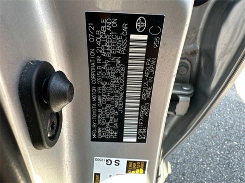 Used 2022 Toyota Corolla LE image 29